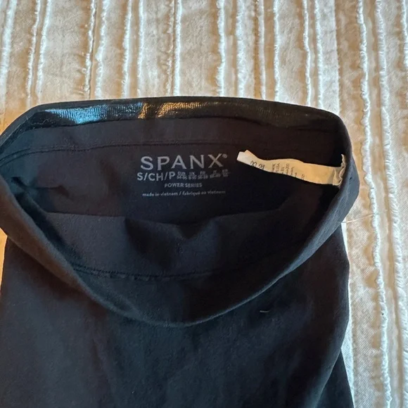 NWT SPANX Women's Power Series Shapewear Small Bike Shorts - Picture 3 of 6